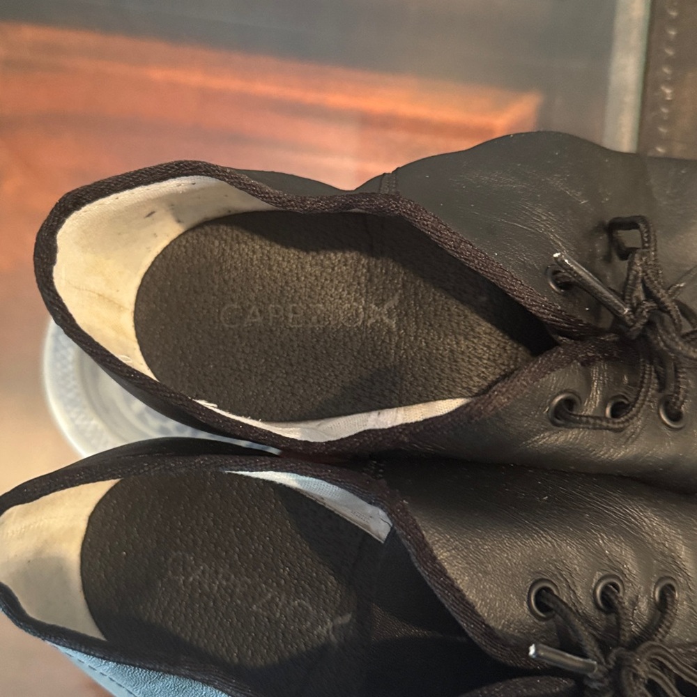 Capezio Black women’s Jazz Dance Shoes. Size 9 1/2 - Picture 2 of 8